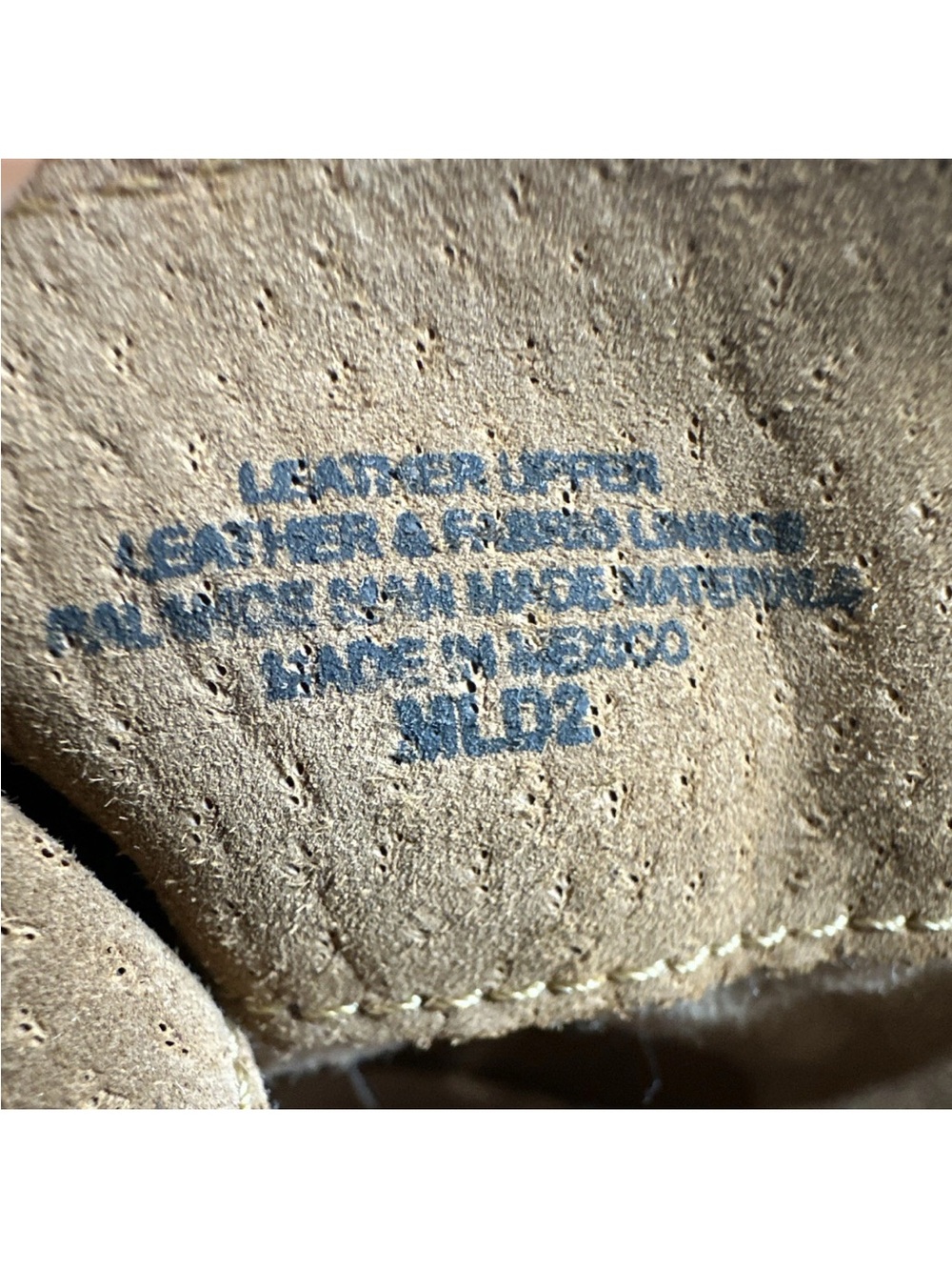 Born Men's Brown Suede Chukka Boots - Picture 2 of 7